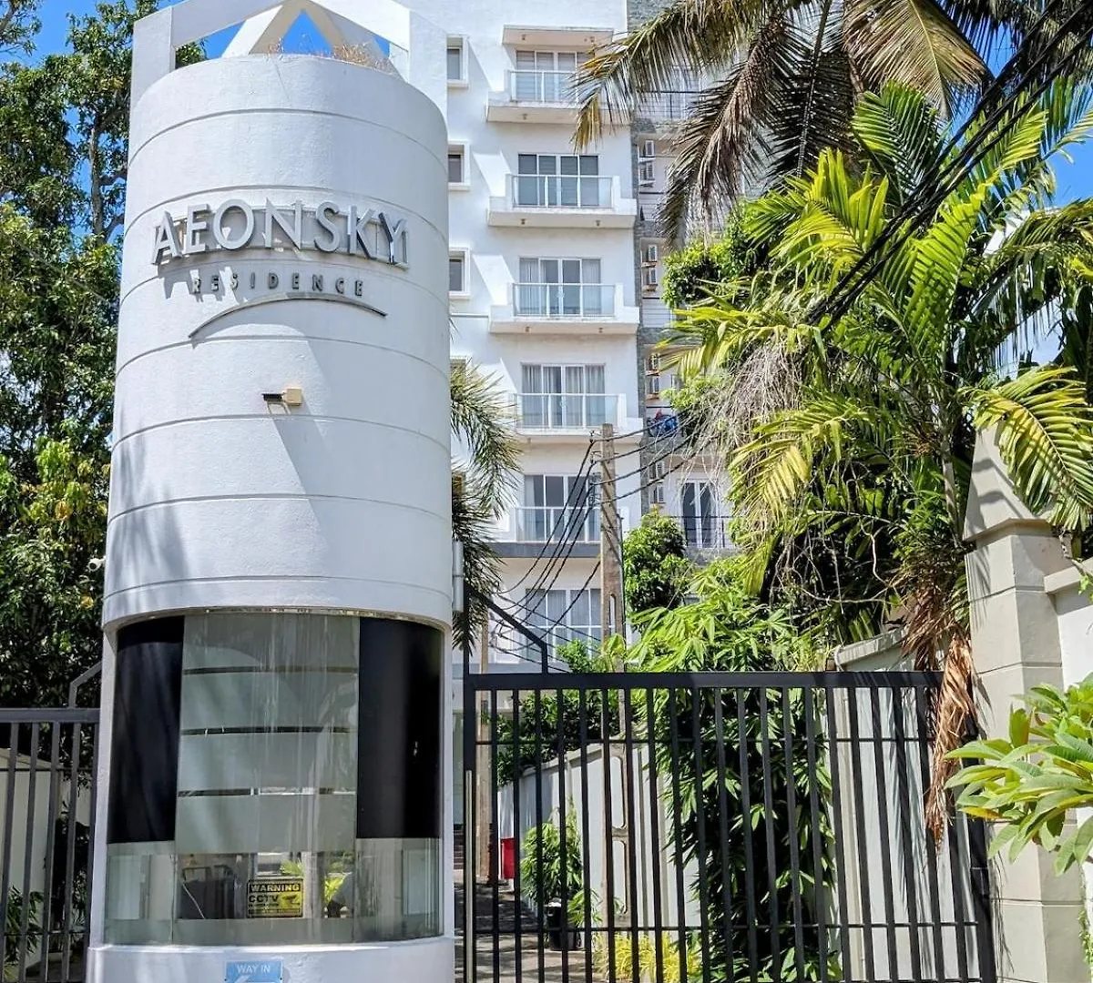 Apartment Luxury Urban Living 3Br 360Rooftop Pool & Gym Negombo