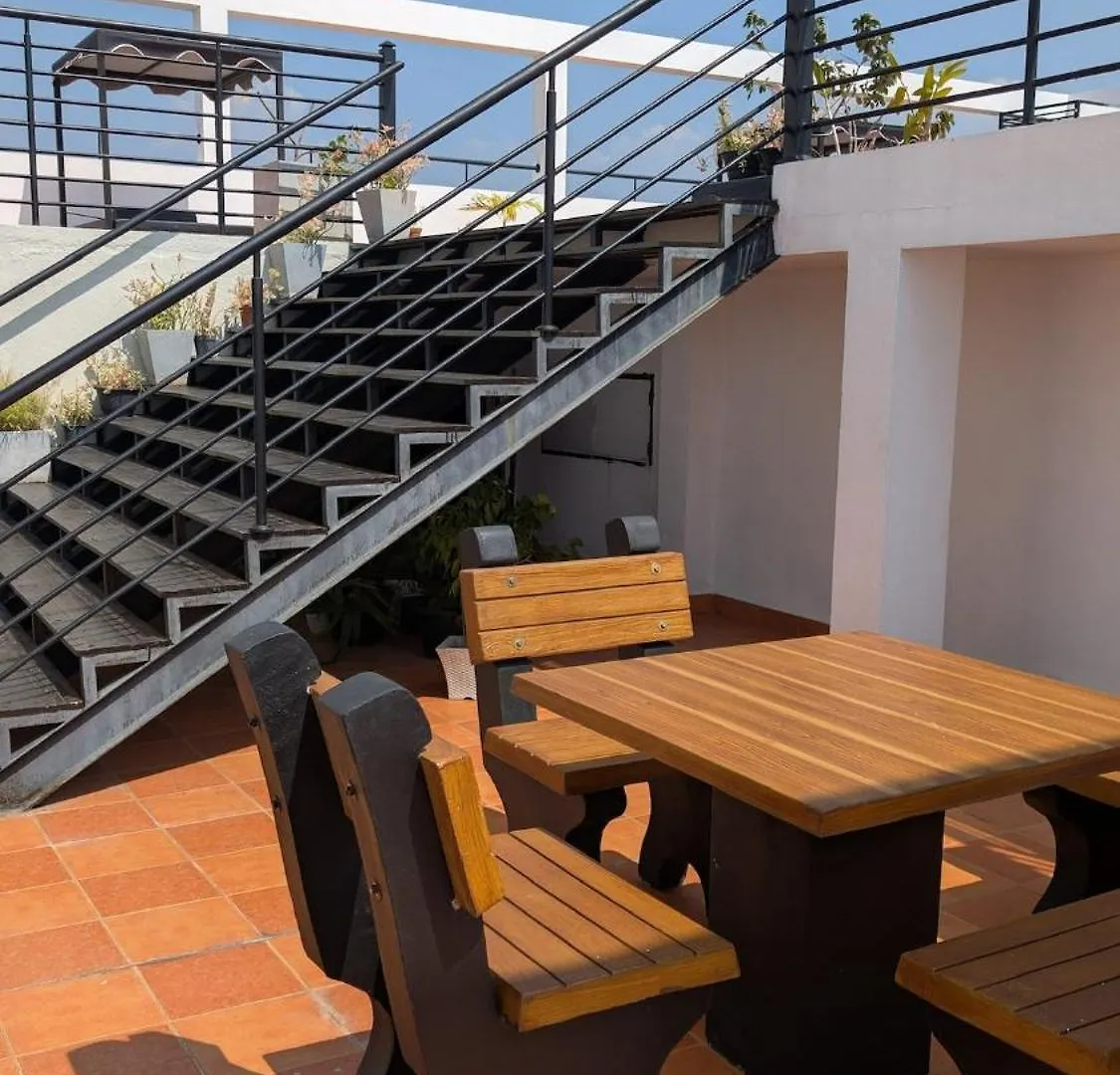 Apartment Luxury Urban Living 3Br 360Rooftop Pool & Gym Negombo