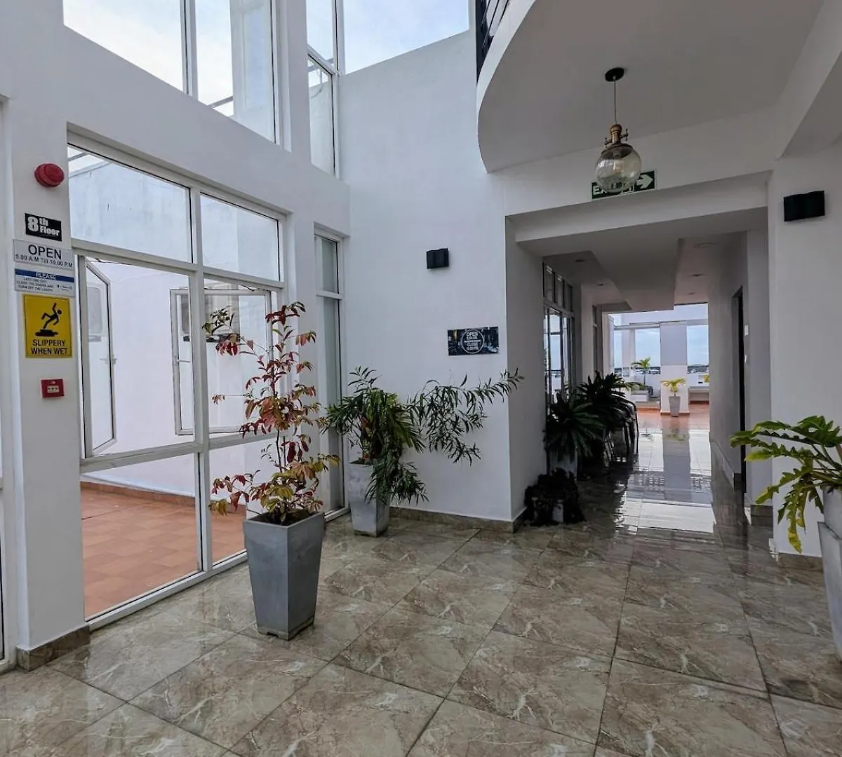 Luxury Urban Living 3Br 360Rooftop Pool & Gym Negombo 0*,