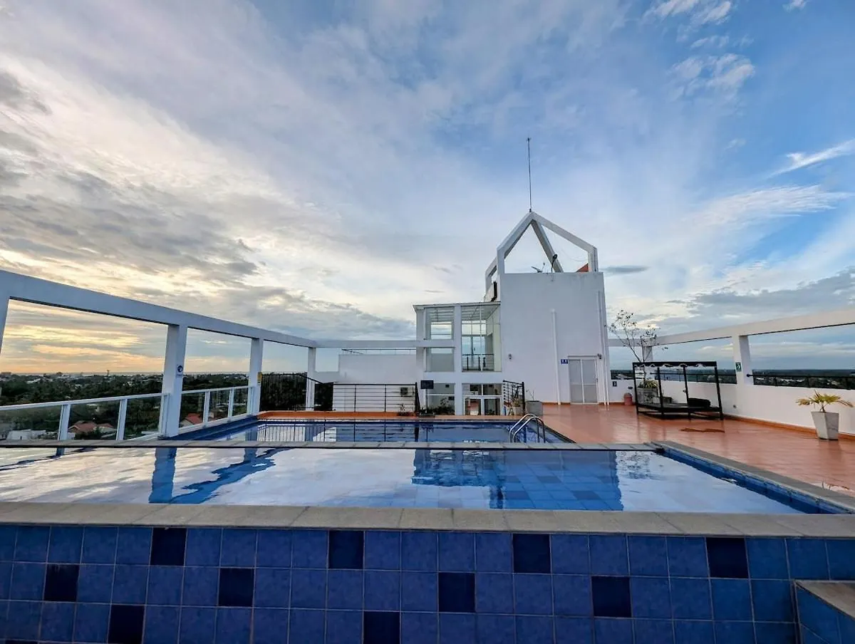 Luxury Urban Living 3Br 360Rooftop Pool & Gym Negombo